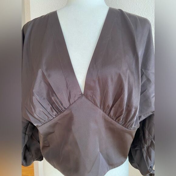 Banana Republic Blouse - Picture 2 of 9